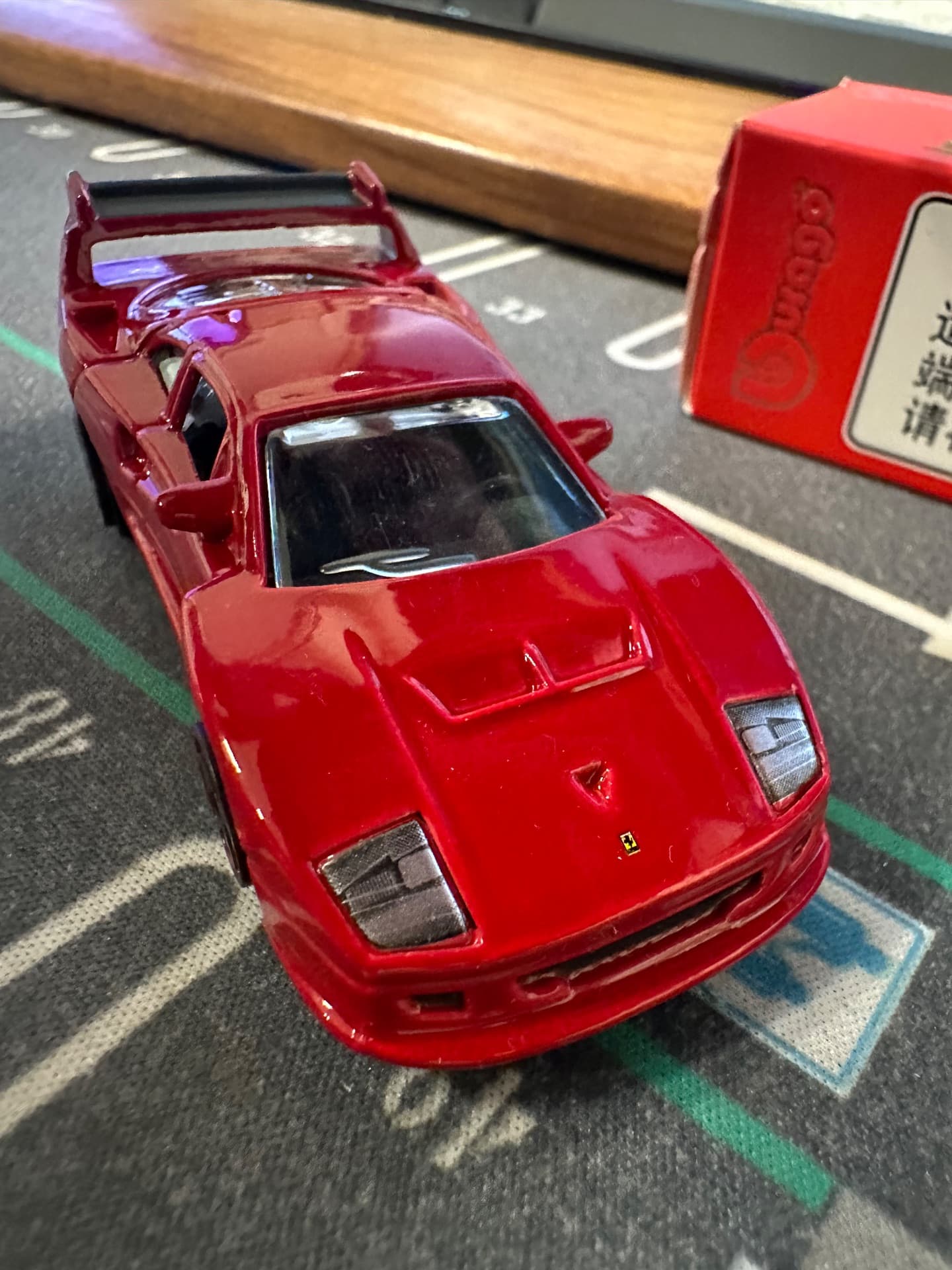 Ferrari F40 Bburago
